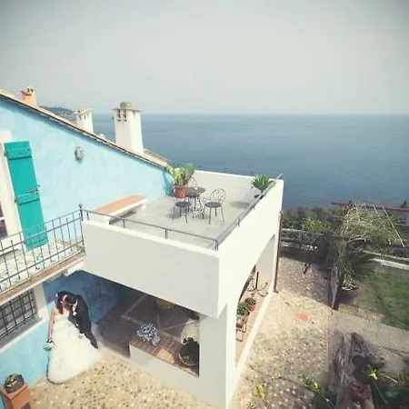 Paradiso Di Manu