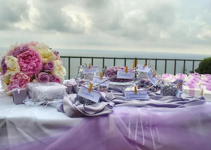 Paradiso Di Manu Hotel 3*