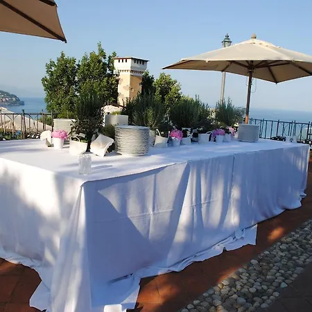 Hotel Paradiso Di Manù 3*
